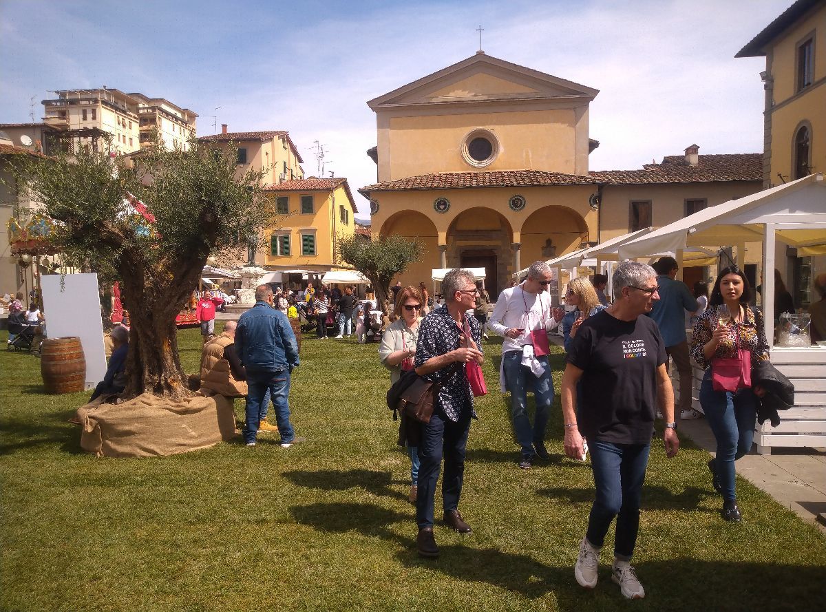 Eventi, sagre, fiere, rievocazioni storiche, mercatini - Toscana Aprile 2024